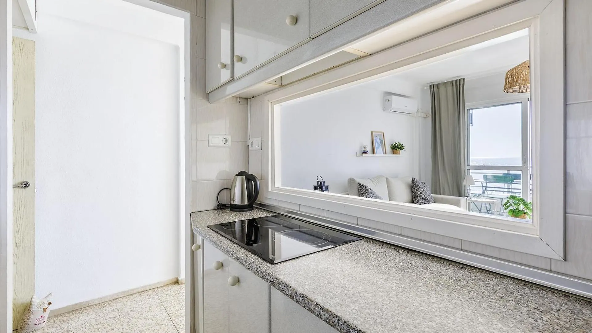 A&N Nevada 76 Apartment Torre Del Mar